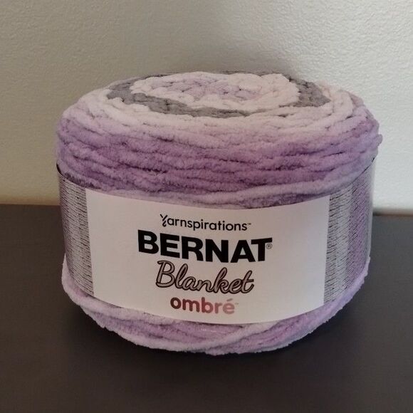 Bernat Blanket Ombre Yarn, Super Bulky Cool Purple Ombre 300g 10.5oz 220 yds NEW - Picture 1 of 4